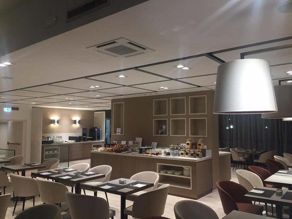 Unaway Hotel & Residence Linea Uno Milano Exterior foto